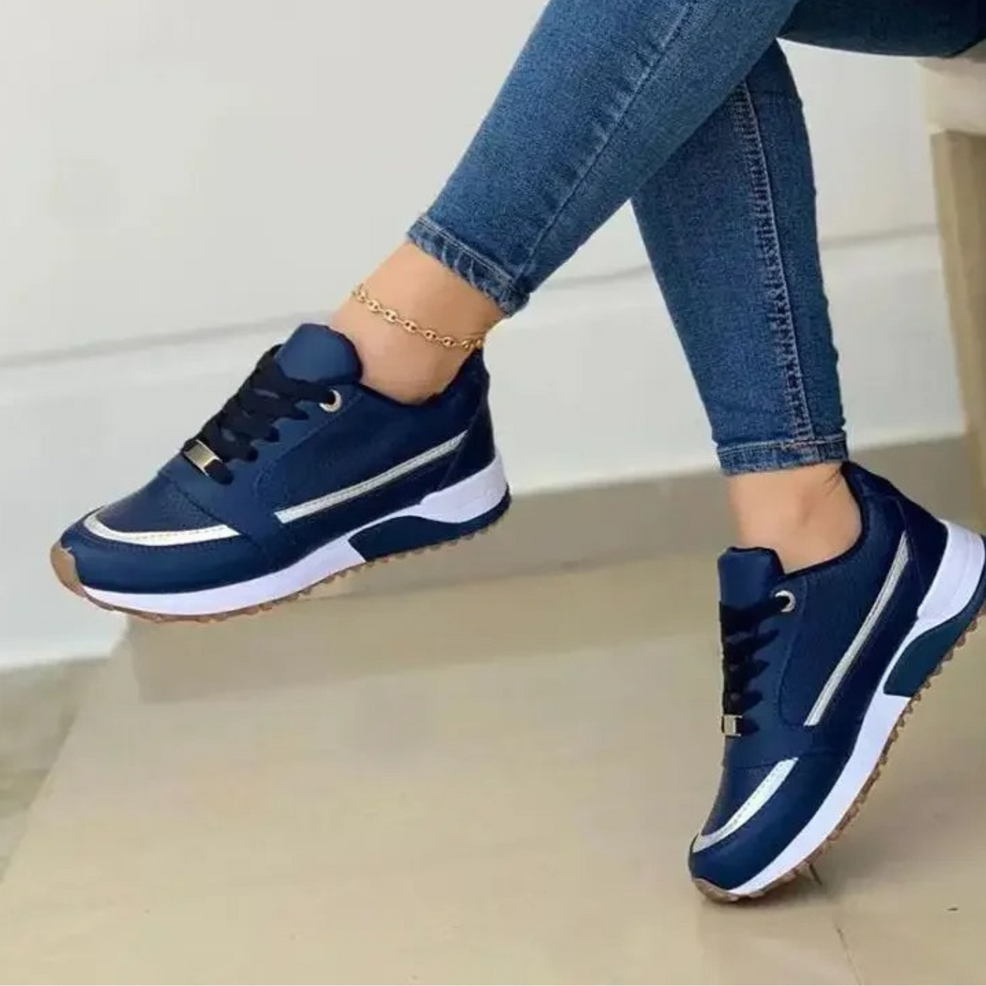 Adore™| Women’s Orthopedic Walking Sneakers