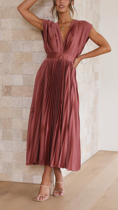 Marianne™ | Elegant Pleated Dress