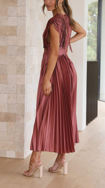 Marianne™ | Elegant Pleated Dress
