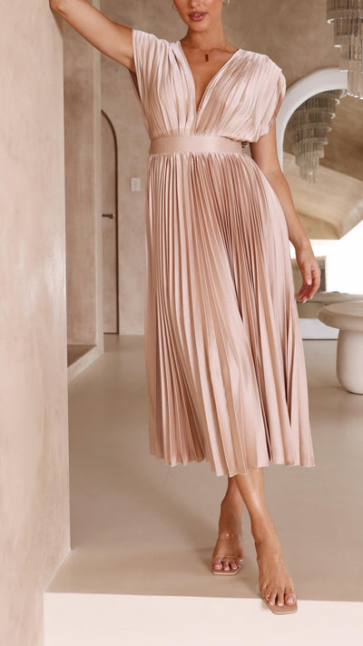 Marianne™ | Elegant Pleated Dress